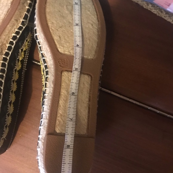 House of Harlow shoes - Picture 9 of 12